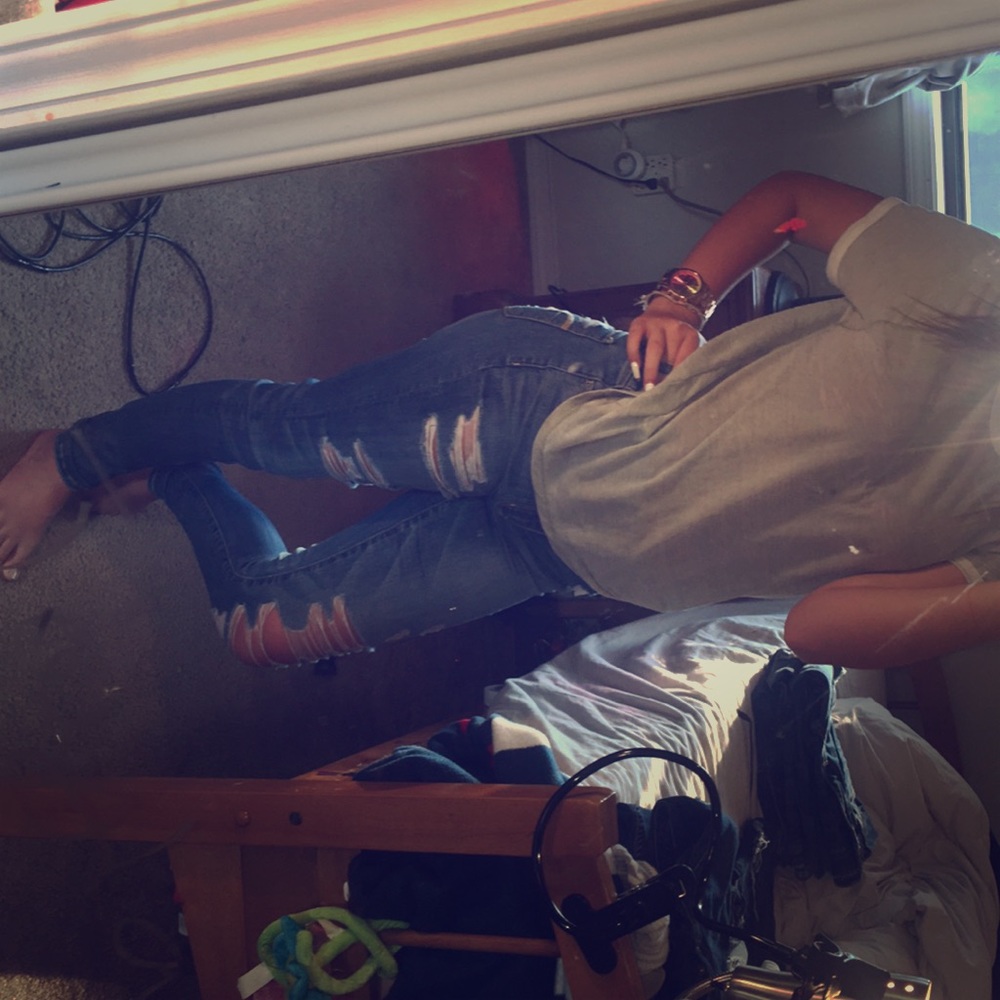 High waisted, Stretchy, skinny, comfy jeans.